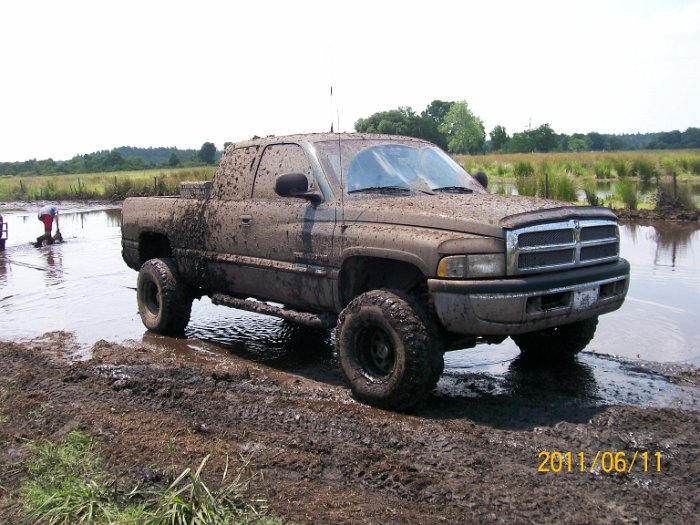 2011-Jun-11_HGR4X4_JessesBD_P1 084